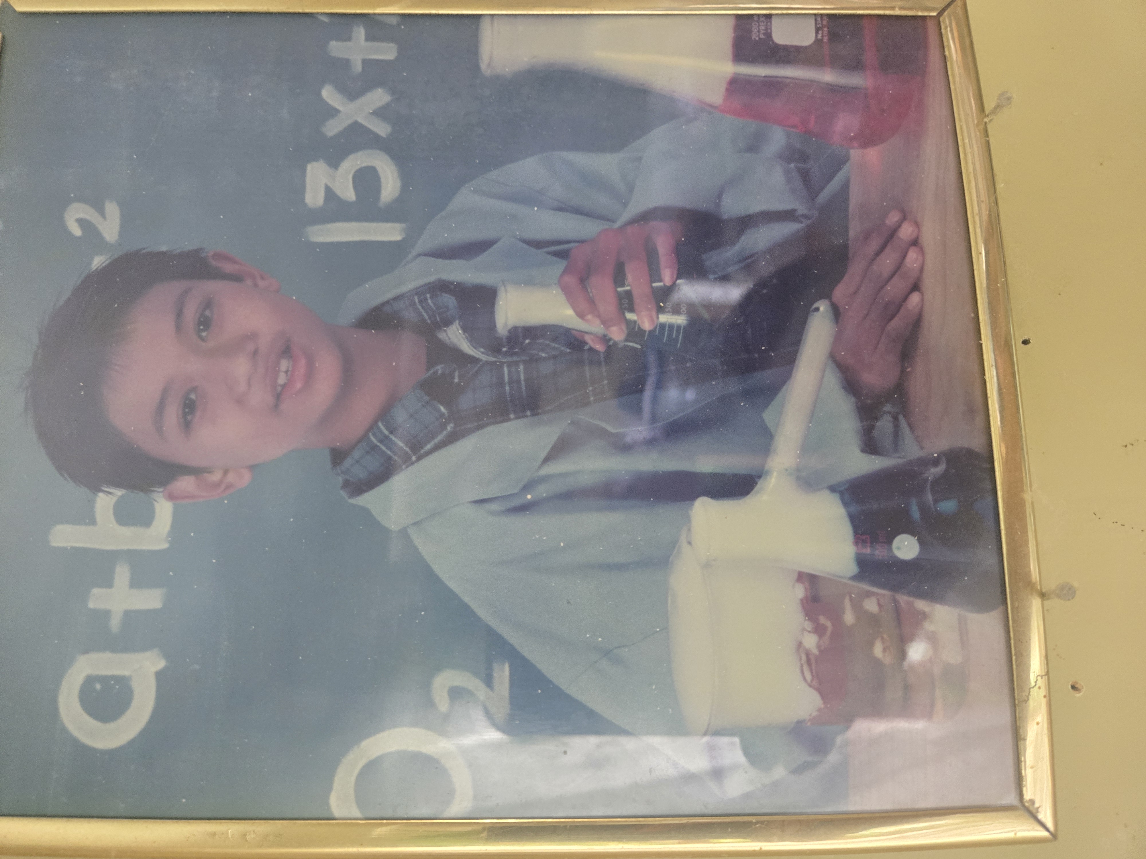 Jin as a kid, already into science and stories